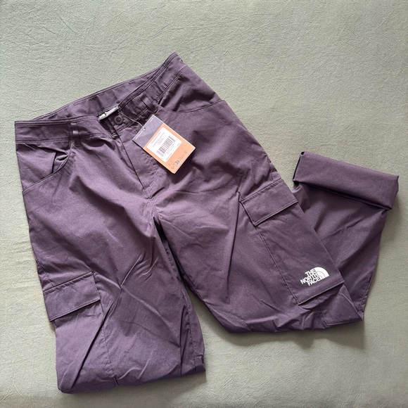 The North Face Women’s Cargo Pants - Picture 3 of 8